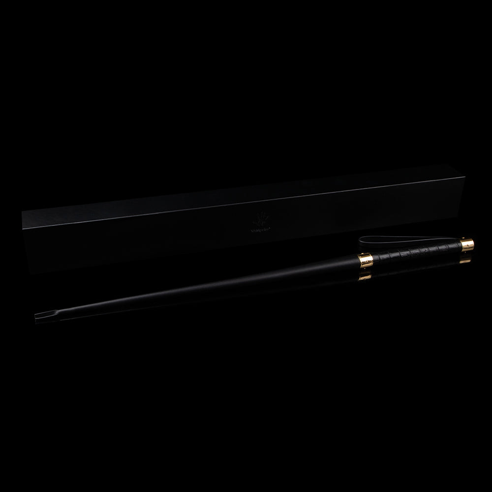 Sovereign Short Bull Whip — Genuine Leather
