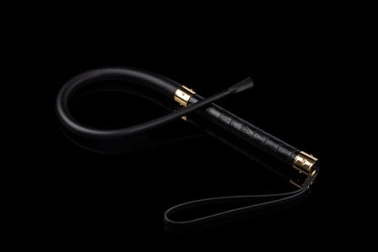 Sovereign Short Bull Whip — Genuine Leather