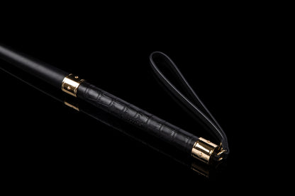 Sovereign Short Bull Whip — Genuine Leather